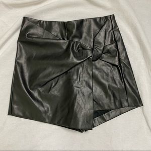Zara Black Faux Leather Skort